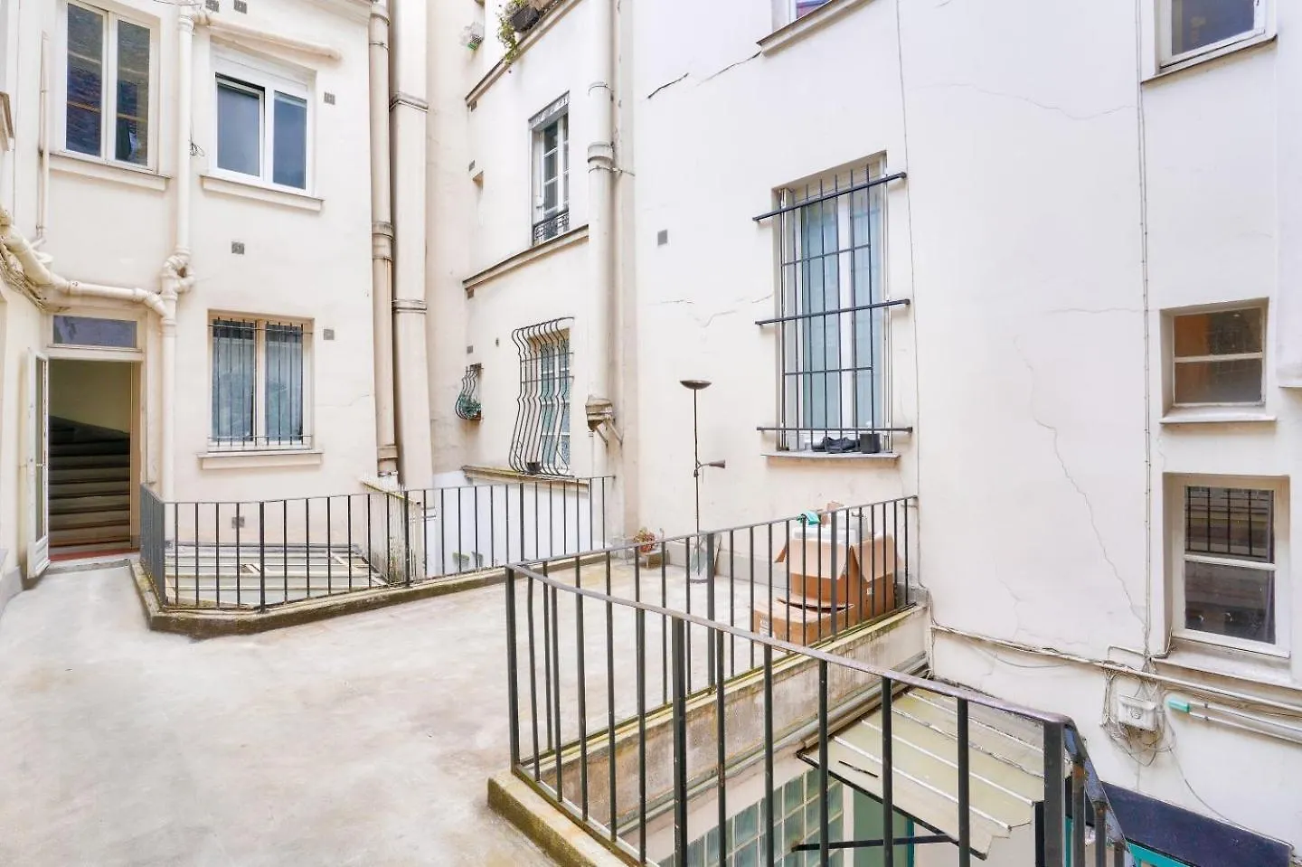 Studette Renovee Au Coeur Du Marais Apartment Paris